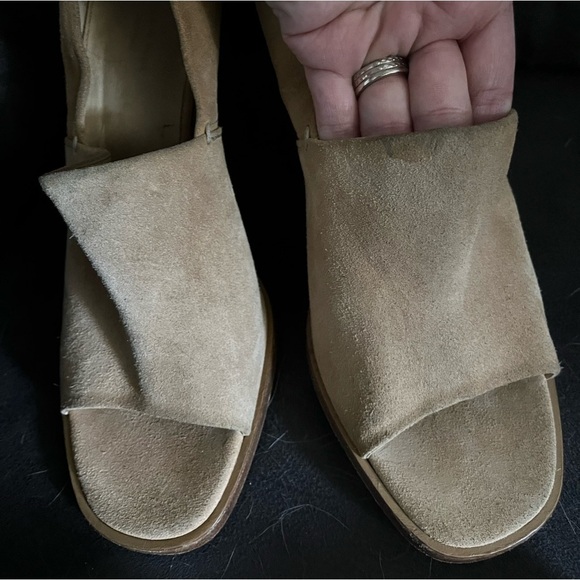 Rag and bone tan suede heels - Picture 3 of 3